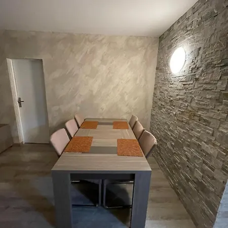 Apartment Tm Style *