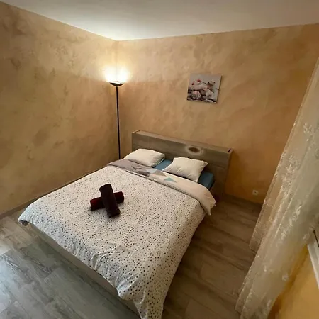 Apartment Tm Style *